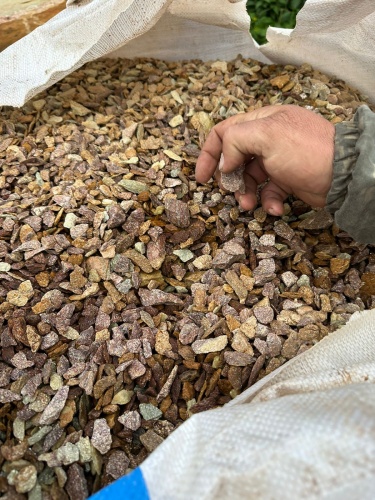 Златолит персиковый декоративная каменная крошка купить в Апрелевке