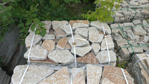 Гранитный плитняк галтованный для парковки купить в Апрелевке