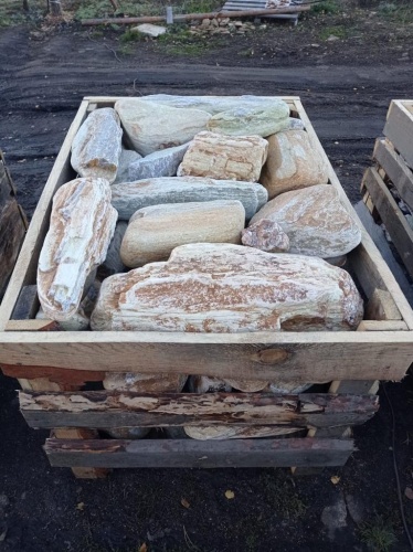 Златолит жёлтый, жёлто-зелёный глыбки и валуны для ланшафтного дизайна купить в Апрелевке