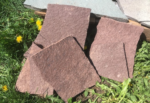 Плитняк лемезит бордовый для цоколя 1,5-2 см купить в Апрелевке