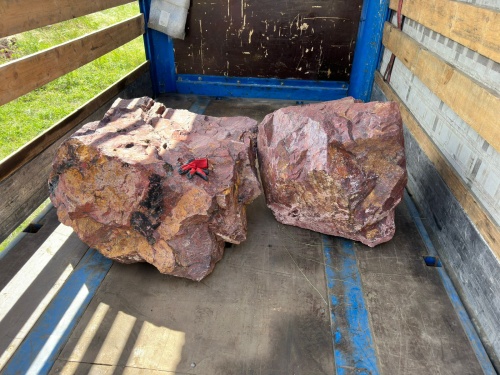 Ландшафтные глыбы красно-фиолетовые 200-1000 килограмм купить в Апрелевке