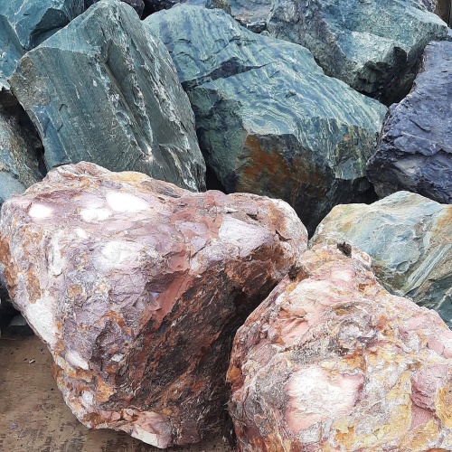 Ландшафтные глыбы красно-фиолетовые 200-1000 килограмм купить в Апрелевке