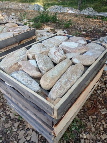 Златолит жёлтый, жёлто-зелёный глыбки и валуны для ланшафтного дизайна купить в Апрелевке