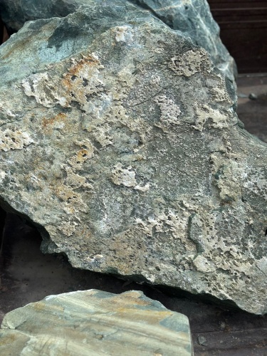 Ландшафтные глыбы зелёные 200-500 килограмм купить в Апрелевке