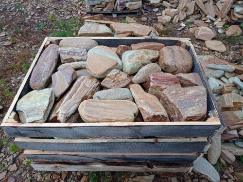 Златолит жёлтый, жёлто-зелёный глыбки и валуны для ланшафтного дизайна купить в Апрелевке